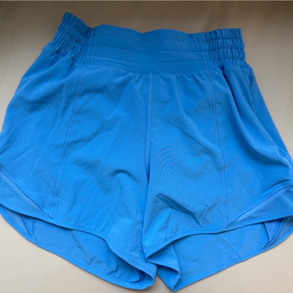 Lululemon Hotty Hot High-Rise Lined Short 4"